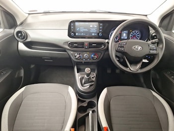 Used Hyundai i10 2021 for sale - 76145087: Photo 2