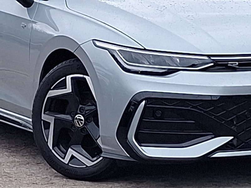 Used Volkswagen Golf 2024 for sale - 77330107: Photo 9