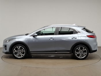 Used Kia XCeed 2021 for sale - 77670107: Photo