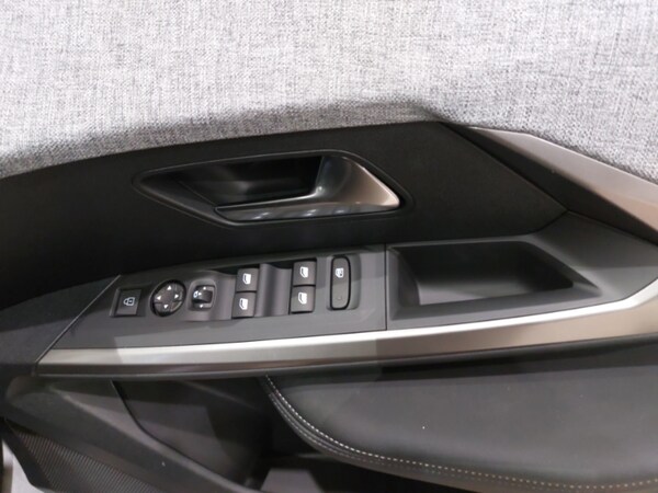 Used Peugeot 3008 2025 for sale - 76258816: Photo 10