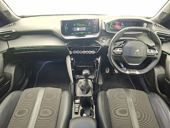 Used Peugeot 2008 2023 for sale - 78827619: Photo