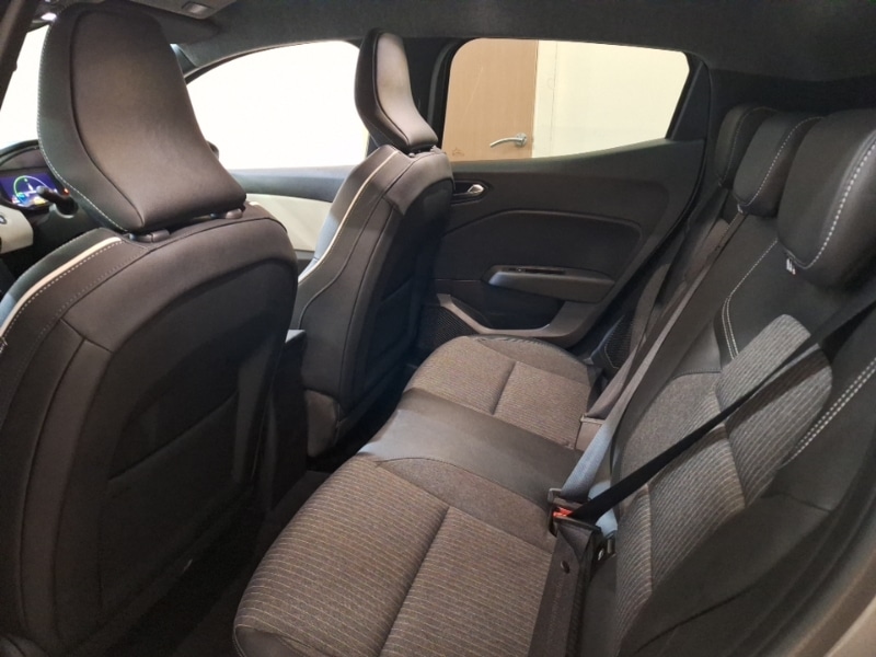 Used Renault Clio 2023 for sale - 77702454: Photo 6