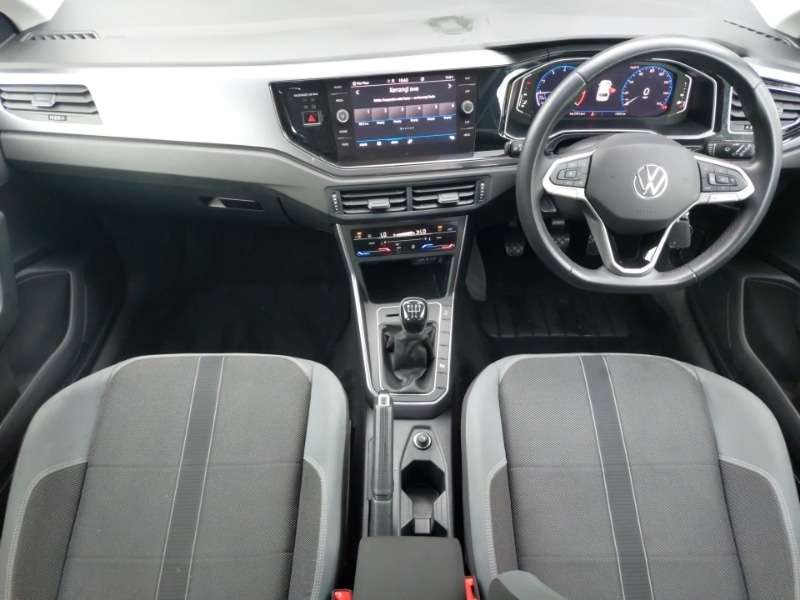 Used Volkswagen Polo 2024 for sale - 77467711: Photo 2