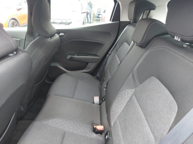 Used Renault Clio 2021 for sale - 76519204: Photo 6