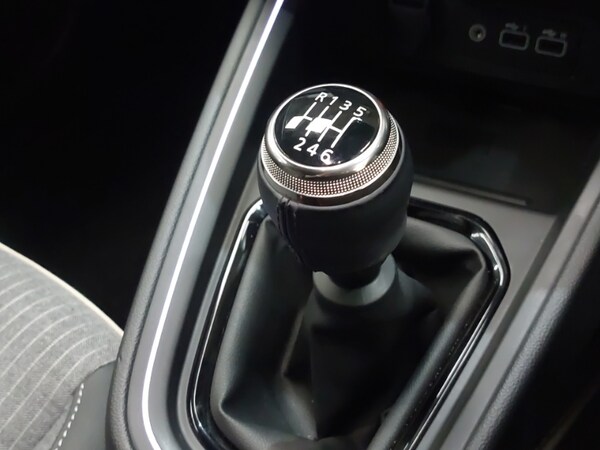 Used Renault Clio 2024 for sale - 76220890: Photo 12