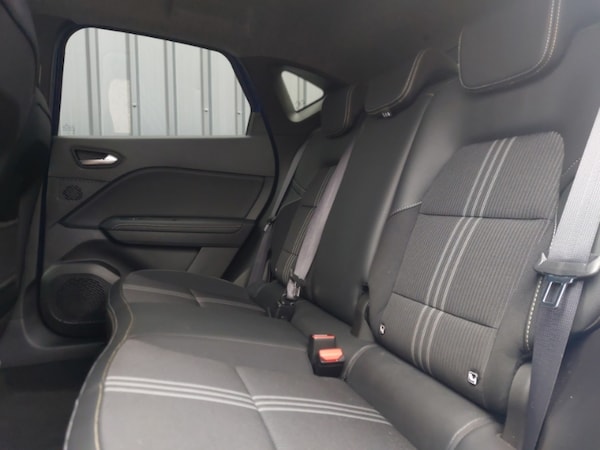 Used Renault Captur 2024 for sale - 76306071: Photo 6