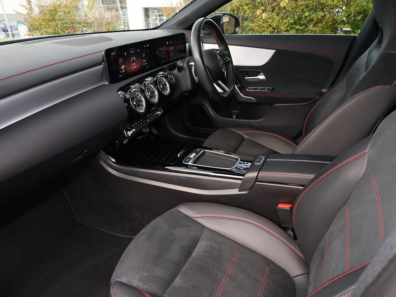 Used Mercedes-Benz CLA 2023 for sale - 76548286: Photo 5