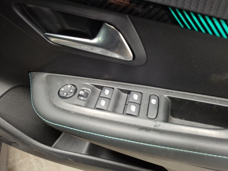 Used Peugeot 208 2023 for sale - 77078683: Photo 12