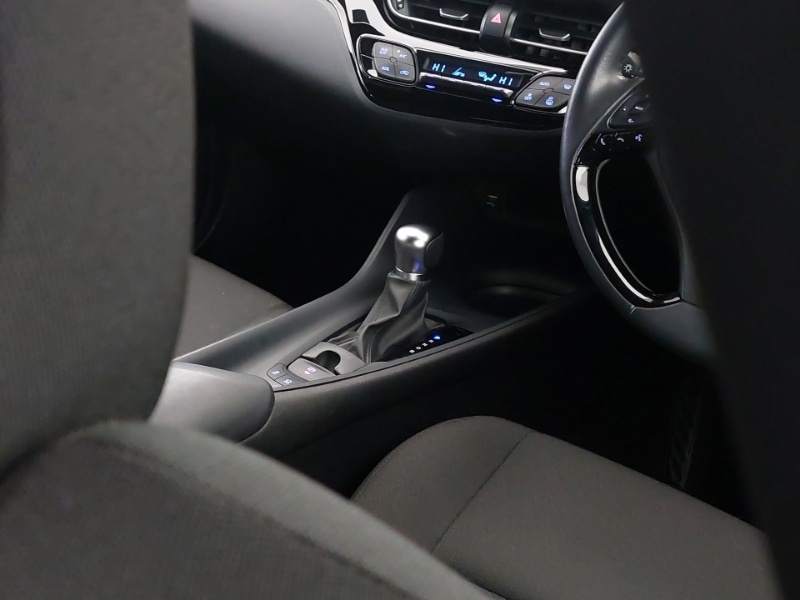 Used Toyota C-HR 2022 for sale - 77777765: Photo 10