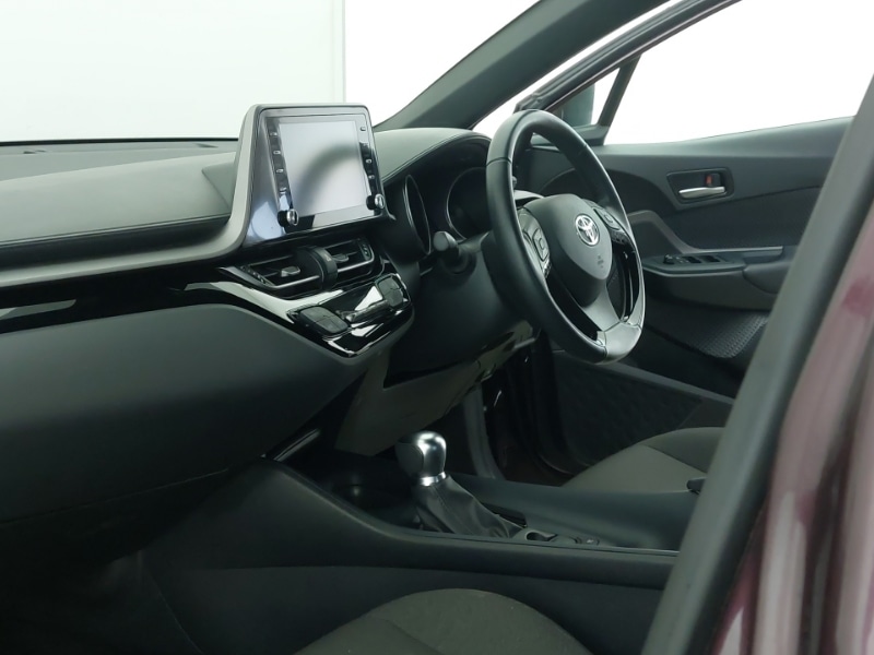 Used Toyota C-HR 2022 for sale - 77777765: Photo 11