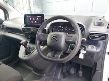 Used Citroen Berlingo 2024 for sale - 78490784: Photo