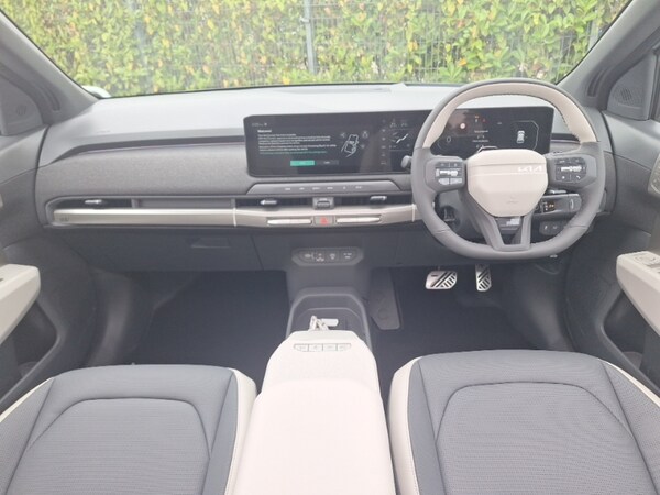 Used Kia EV3 2025 for sale - 76169414: Photo 2