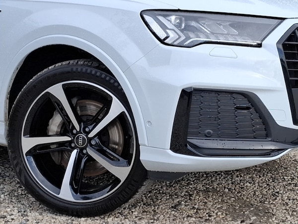 Used Audi Q7 2023 for sale - 76310288: Photo 9