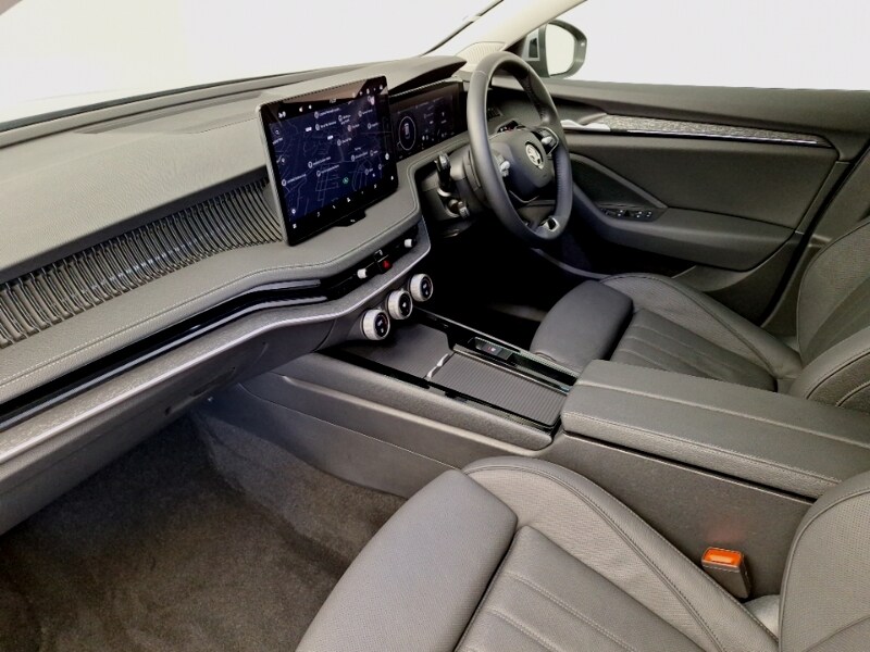 Used Skoda Superb 2024 for sale - 76145265: Photo 5