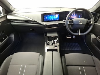 Used Vauxhall Astra 2023 for sale - 75737890: Photo