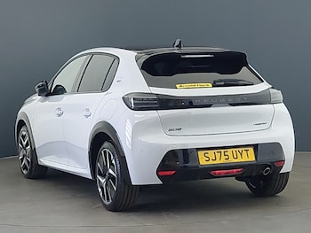 Used Peugeot 208 2025 for sale - 76465803: Photo