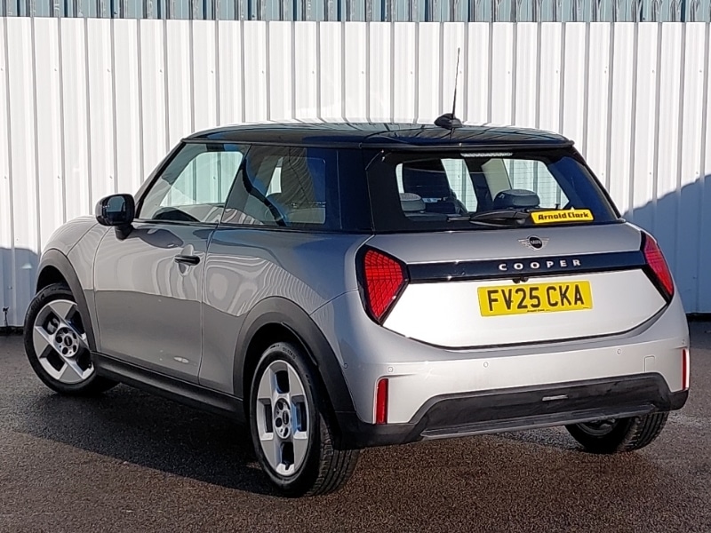 Used MINI Cooper 2025 for sale - 77531477: Photo 3