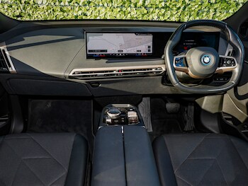 Used BMW iX 2023 for sale - 77242125: Photo