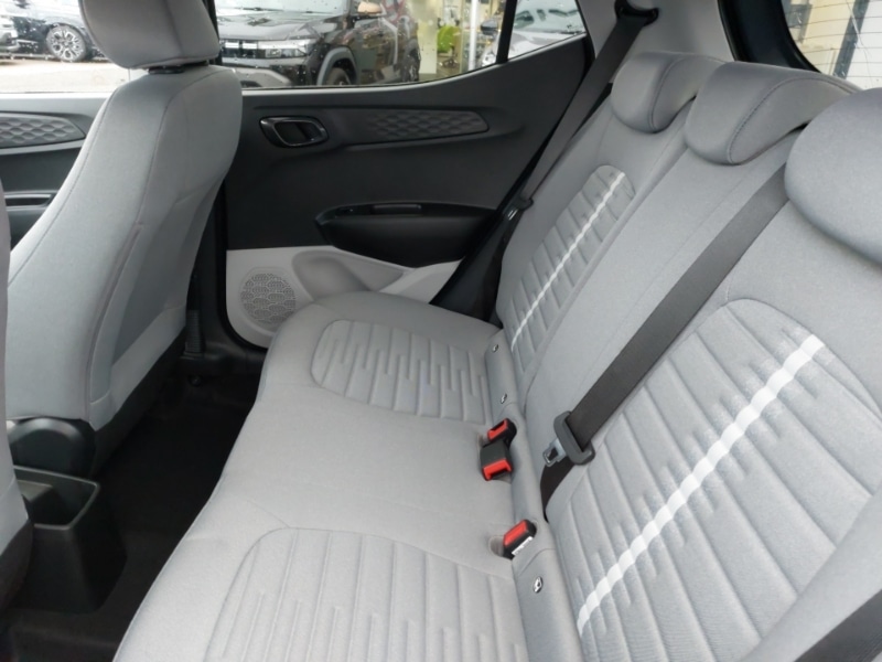 Used Hyundai i10 2023 for sale - 77371687: Photo 6