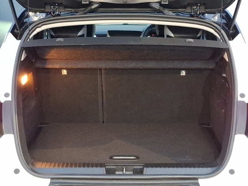 Used Renault Captur 2023 for sale - 76907327: Photo 8