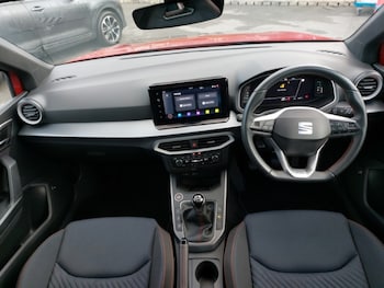 Used SEAT Arona 2024 for sale - 76343260: Photo