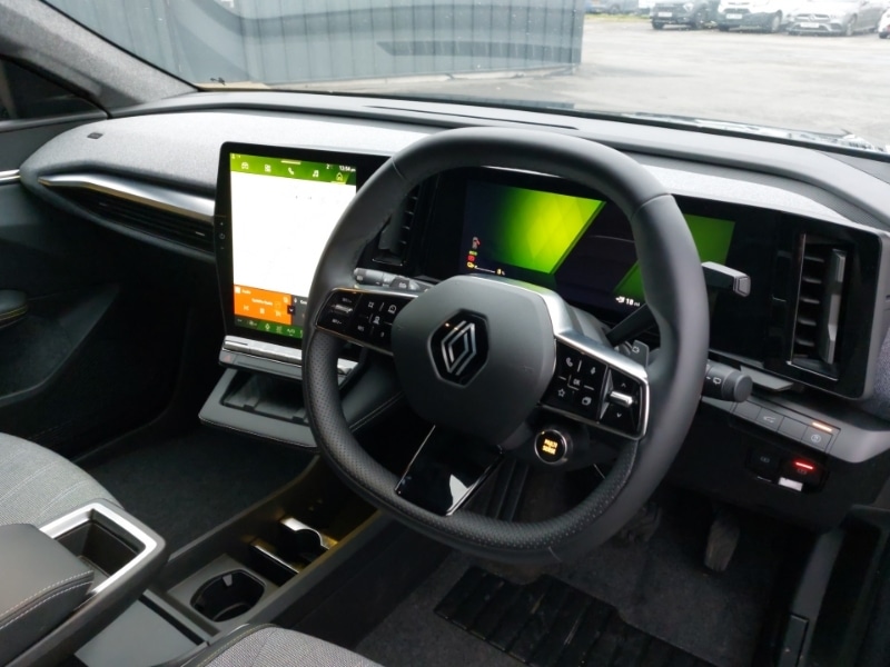 Used Renault Scenic E-Tech 2024 for sale - 77439022: Photo 12