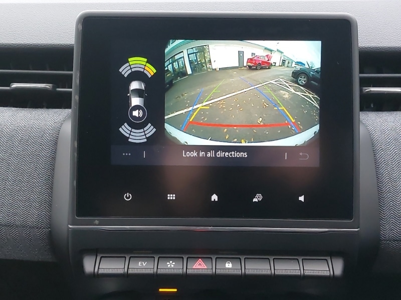 Used Renault Clio 2025 for sale - 77449047: Photo 10