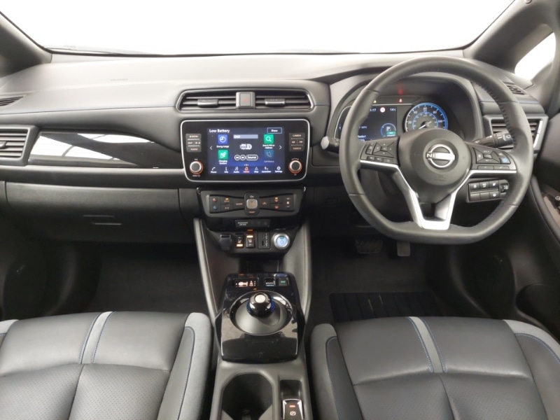 Used Nissan Leaf 2023 for sale - 76555768: Photo 2