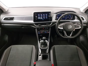 Used Volkswagen T-Roc 2023 for sale - 78643250: Photo