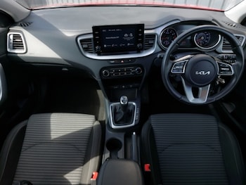 Used Kia Ceed 2023 for sale - 79406262: Photo