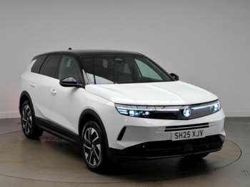 2025 - 1.2 Hybrid [136] GS 5dr e-DCT6