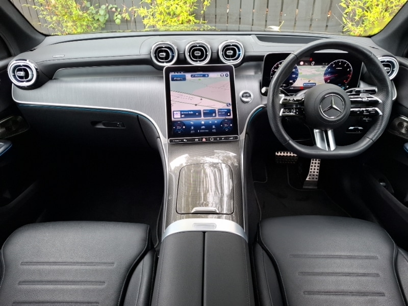 Used Mercedes-Benz GLC 2023 for sale - 76369890: Photo 2