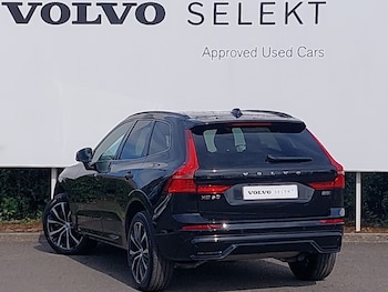 Used Volvo XC60 2024 for sale - 77202177: Photo