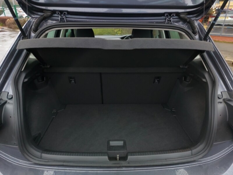 Used Volkswagen Polo 2023 for sale - 77876396: Photo 8