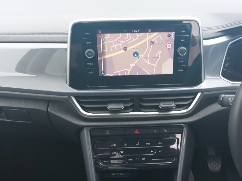 Used Volkswagen T-Roc 2024 for sale - 76506572: Photo 10