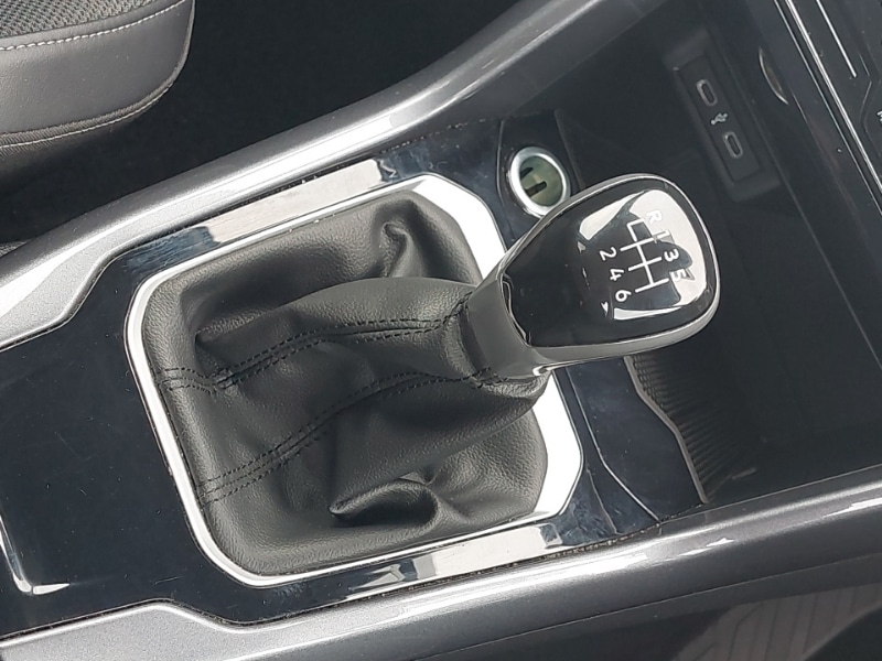 Used Volkswagen T-Roc 2024 for sale - 76506572: Photo 11