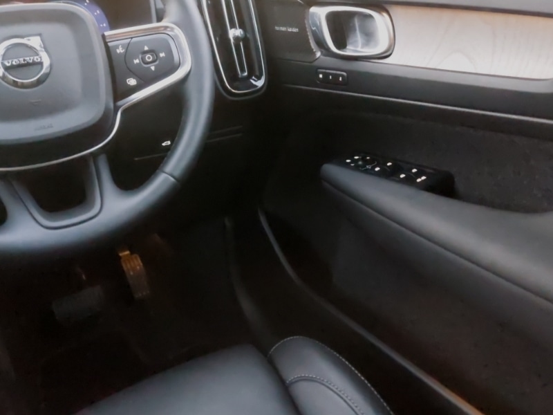 Used Volvo XC40 2024 for sale - 77722465: Photo 10