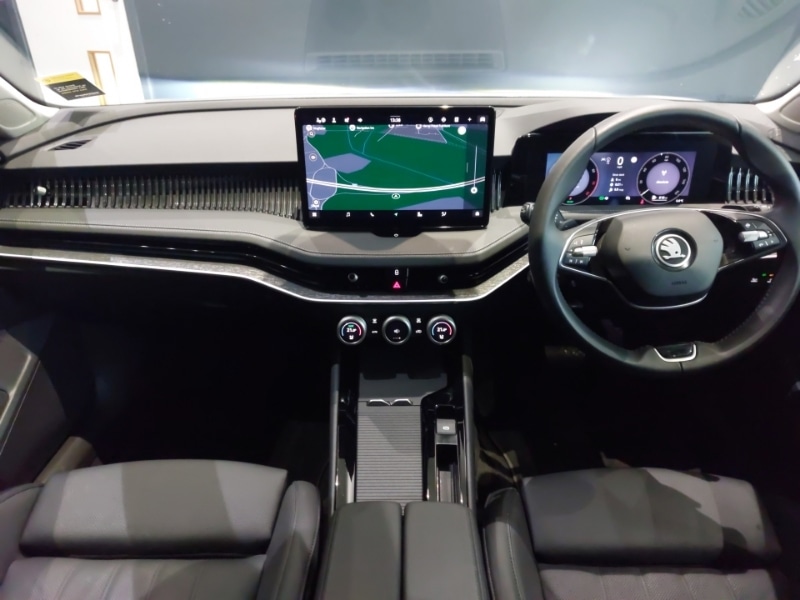 Used Skoda Superb 2024 for sale - 77339001: Photo 2