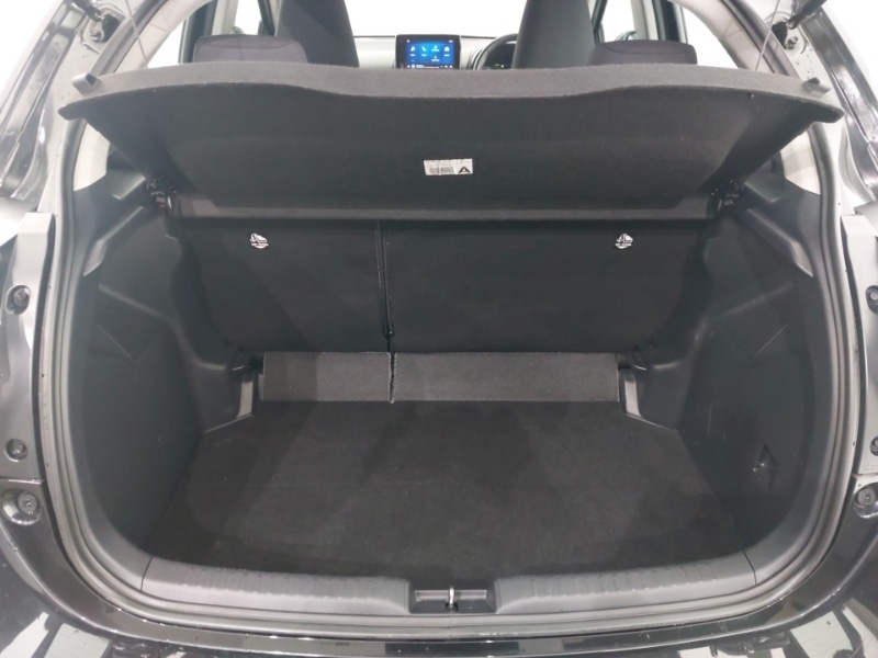 Used Mazda Mazda2 HYBRID 2024 for sale - 76849059: Photo 8