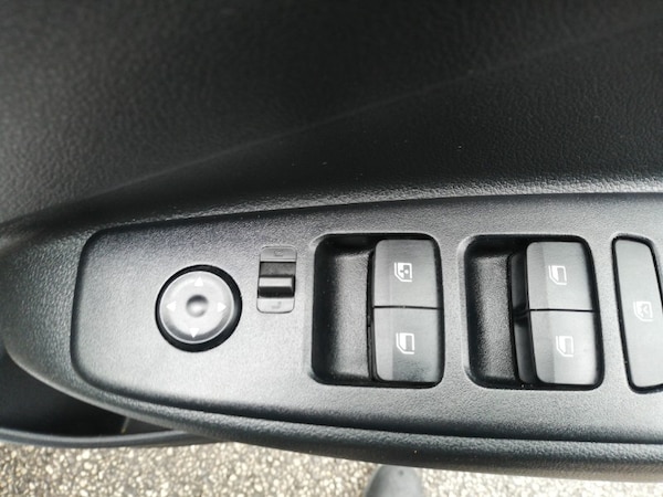 Used Hyundai i10 2024 for sale - 76233226: Photo 12