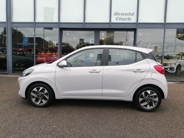 Used Hyundai i10 2024 for sale - 76233226: Photo 4