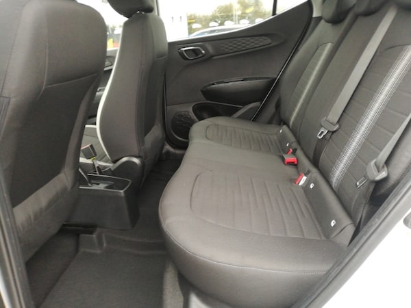 Used Hyundai i10 2024 for sale - 76233226: Photo 6
