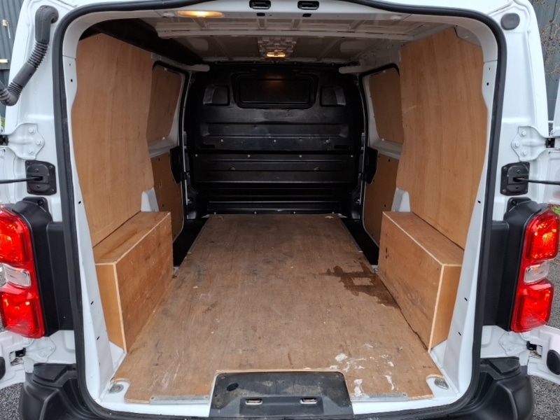 Used Vauxhall Vivaro 2024 for sale - 77405781: Photo 8