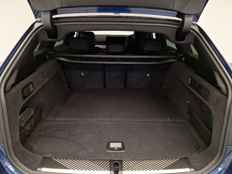 Used BMW 5 Series 2025 for sale - 76726659: Photo 8