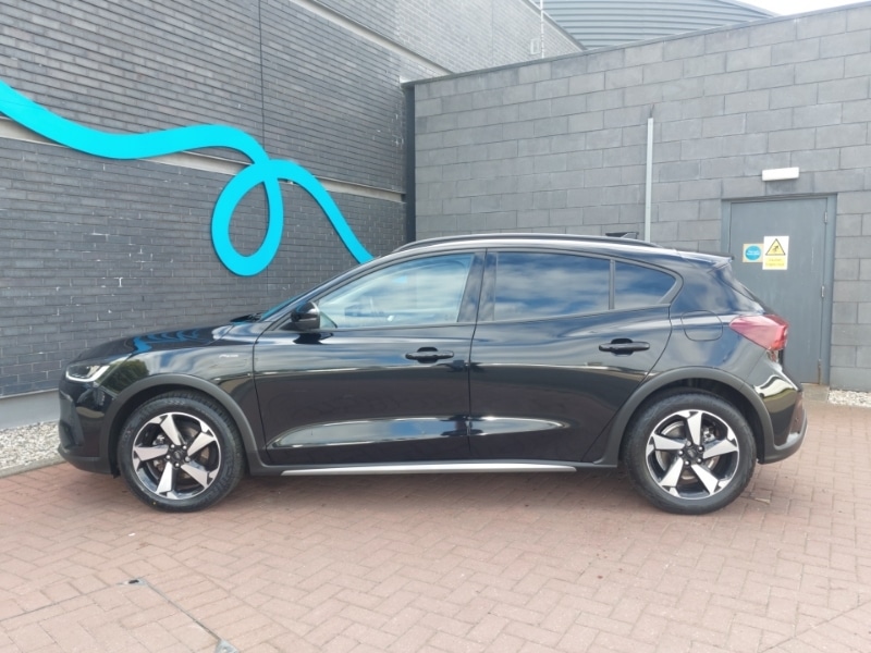 Used Ford Focus 2023 for sale - 77954994: Photo 4