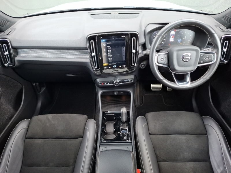 Used Volvo XC40 2021 for sale - 76375181: Photo 2