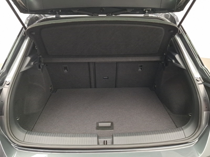 Used Volkswagen T-Roc 2023 for sale - 77999205: Photo 8