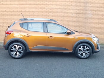 Used Dacia Sandero Stepway 2022 for sale - 77252554: Photo