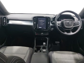 Used Volvo XC40 2024 for sale - 75594785: Photo