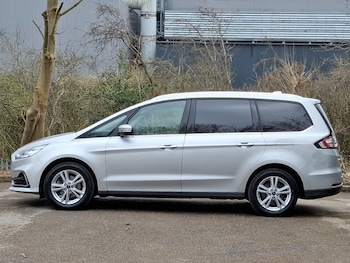 Used Ford Galaxy 2022 for sale - 78704307: Photo
